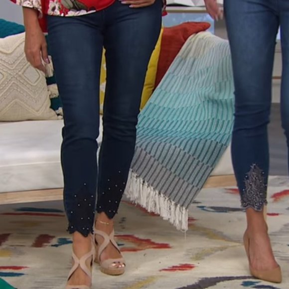 DG2 by Diane Gilman Classic Stretch Embroidered Hem Jean - Picture 2 of 9